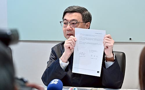 卓榮泰終於秀赴日4張「自費」單據！包機費用208萬元