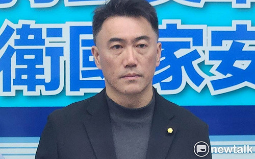 卓榮泰包機費208萬 藍諷「打到骨折」疑問變更多