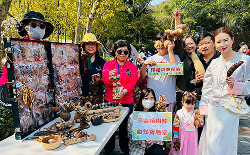 壽山動物園打造「自然實驗室」 親子深入認識植物生命力 