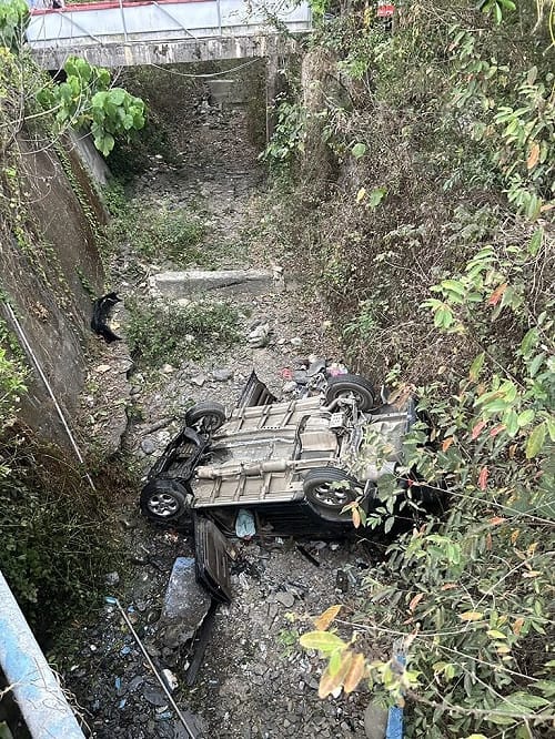 屏東墜橋車內擠8人　獨留持觀光簽逾期停留泰籍女