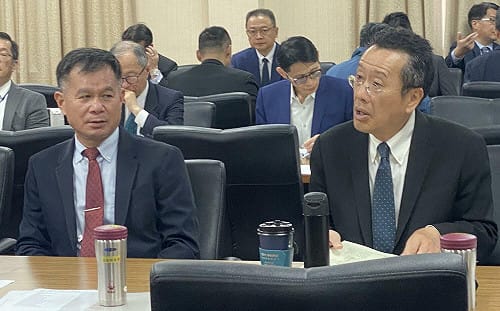 馬文君認指管系統應列公務預算  顧立雄酸：我們就慢慢慢慢拖 