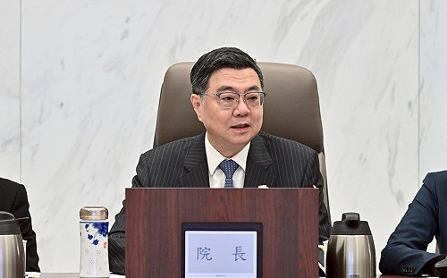 卓揆：完善清明連假交通疏運整備及聯防備援 確保民眾安心返鄉、快樂出遊