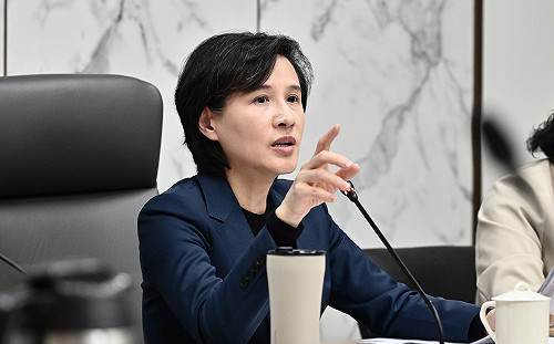 傳蔡英文勸進鄭麗君戰北市長 王世堅：鄭會非常慎重考量 