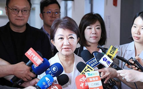 (影)盧秀燕公開力挺鄭麗文訪鄰國 賀江啟臣勝出肯定楊瓊瓔