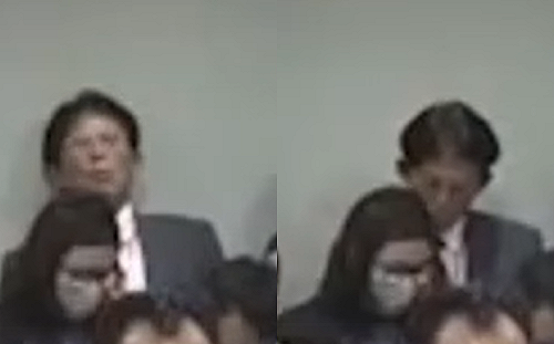 不顧柯男庭審憤慨？黃國昌法庭沉睡片曝光　他笑：難怪受訪時內容都亂講