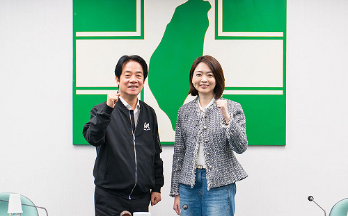 韓瑩請辭投入宜蘭市長選戰 賴清德喊「AAOA」為她加油 