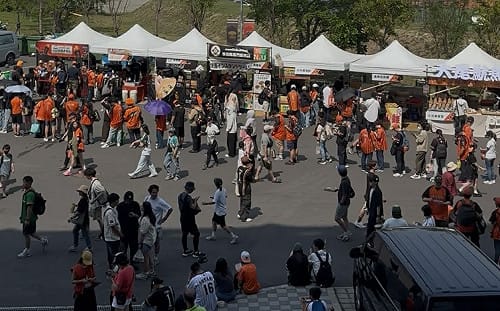 台南市體育局又來亂！收割亞太球場攤商閃電招標　球迷火大了