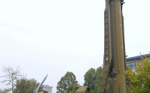 （影）傳真主黨首射飛毛腿飛彈! 以色列中部挨轟 「這國」將供伊朗飛彈技術