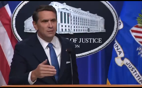 踩到阿聯酋醜聞痛點?  美副司法部長受訪爆氣開轟、卡達追討4億美元專機