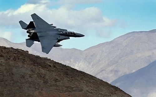 美軍最丟臉的24小時! 援軍進伊救飛行員 人沒救到 又損更多戰機