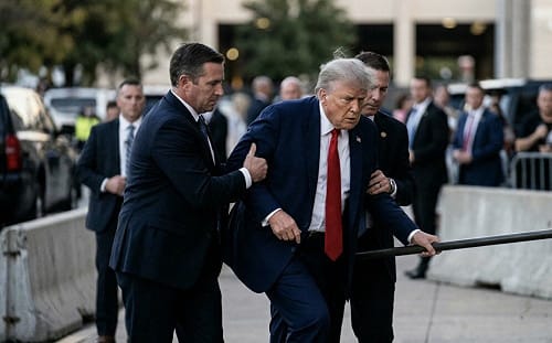 川普死了謠言瘋傳！多天未公開露面 白宮緊急闢謠：仍在白宮辦公