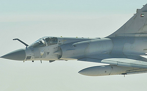 (影) 美停戰 阿聯酋接著打! 幻象2000襲伊石油設施 伊射導彈、無人機報復