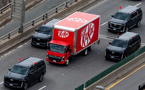 (影) 12噸KitKat失竊重案！雀巢出動總統級護送運輸車！