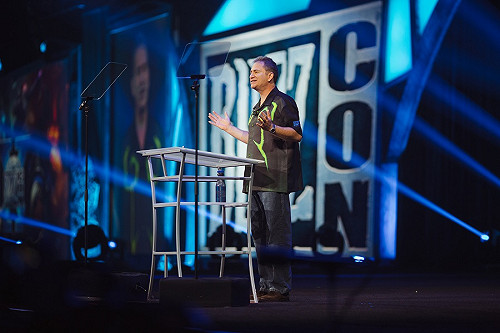 暴雪嘉年華將至 電競館辦零時差直播派對