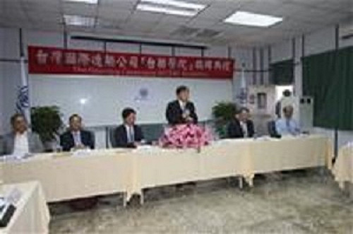 接手承造獵雷艦 台船做好準備