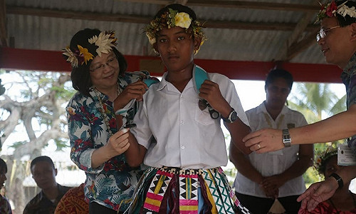 蔡英文訪吐瓦魯 小學生唱起「白浪滔滔我不怕」