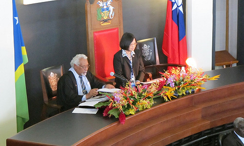 小英出訪南島》索羅門副總理：無論政府是否重組  都不影響台索關係