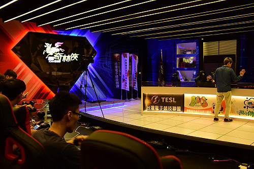 《傳說對決》校園賽中區決賽：勤益科大氣走台中一中 