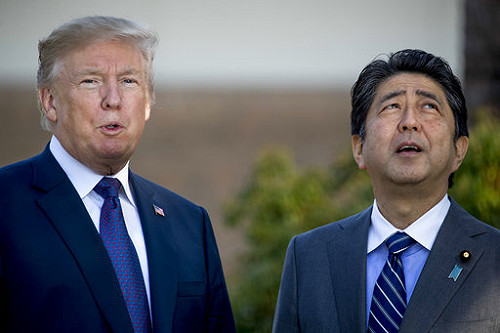 德州教堂槍擊 訪日川普心碎慰受害者