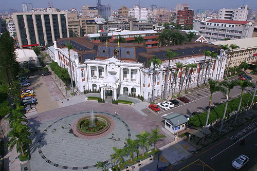 翻轉舊城空洞化　台中州廳變身美術館？