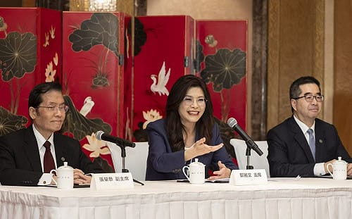 鄭習會掀爭議！談話稿未提「中華民國」 吳思瑤批：讓國家歸零、台灣價值消失