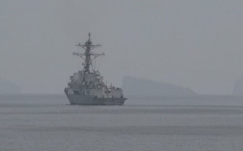 伊朗戰事爆發後首見 美軍：2驅逐艦通過荷姆茲海峽為掃雷行動鋪路