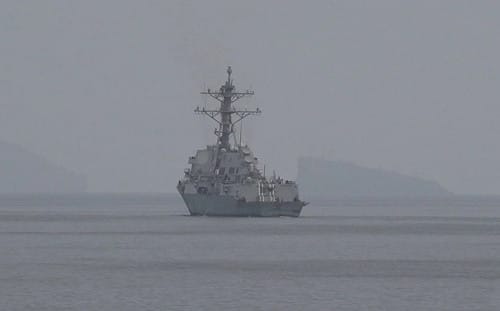美軍宣稱2驅逐艦穿越荷姆茲海峽掃雷開新航道  出招：今晚22時封鎖