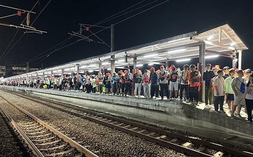  白沙屯媽祖起駕 首日疏運破12萬人 交通部： 較去年成長46％