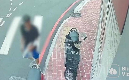 苗栗男持刀逛街嚇壞居民！憂隨機砍人再現 警火速帶回強制就醫