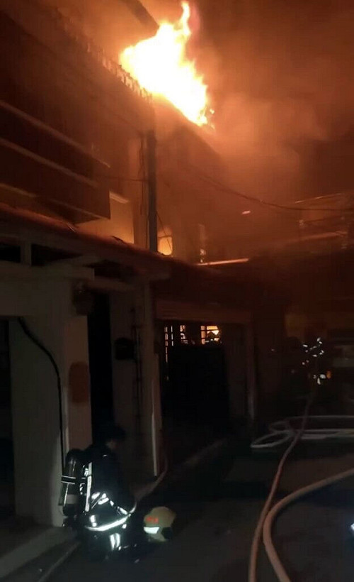 嘉義市民宅火警　一家3人送醫不治