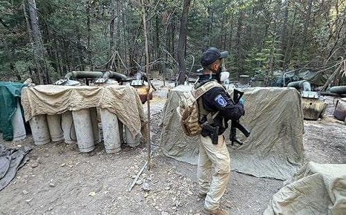 2美駐墨大使館人員墜崖身亡! 墨總統表哀悼 但質疑掃毒行動未獲授權