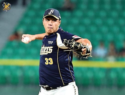 鄭浩均7局好投壓制獅隊　兄弟3投接力無安打搶勝