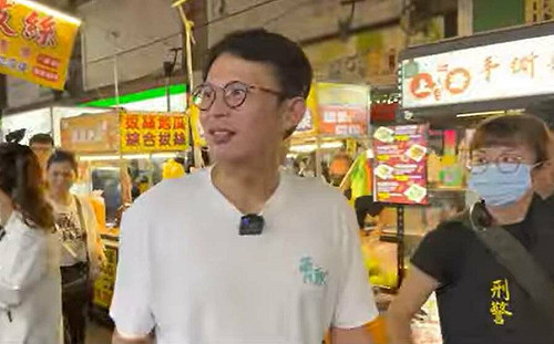 每次柯文哲掃街都要分局長坐鎮？他怒轟：浪費警力保護貪污犯！沒其他事做？