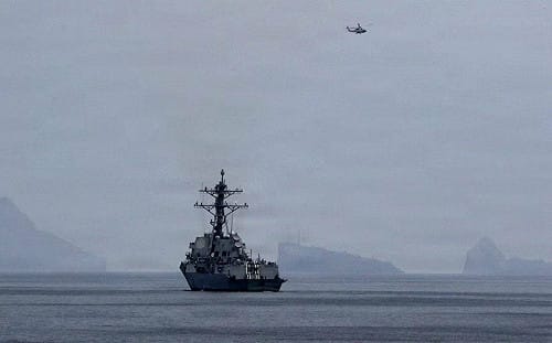 （影）川普稱伊「75 %目標已擊中、美封鎖100%有效」 伊海軍護一船闖關成功