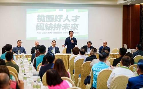 賴清德赴桃園整軍　宣布許信良任榮譽主委助黃世杰拚翻轉