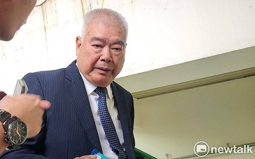 季麟連掀藍內鬨！遭起底「倒戈將軍」  譏諷為「護主金剛」