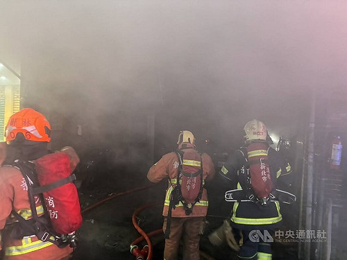 新北土城汽修廠火警　3人獲救預防性送醫