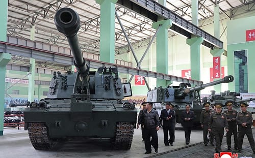 金正恩連日視察部隊  要求「崔賢號」6月服役、155自走炮部署兩韓邊境