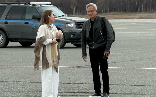 黃仁勳突加入川普訪中團　港媒：不代表美方將鬆綁中國高階晶片限制