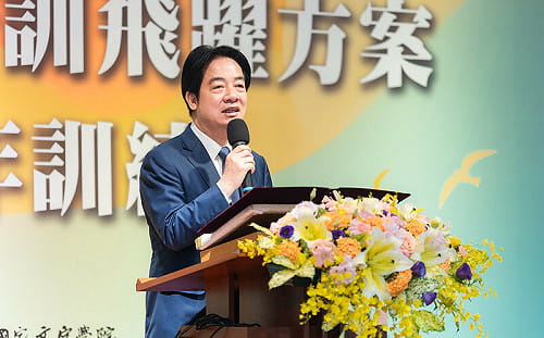 洪耀南觀點》一通沒打的電話：論川普的「籌碼」與「牌」