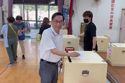 民進黨黨職改選　陳水扁首度台南投票