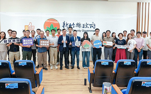 數位雙局處攜手！台中回訪新竹共推AI治理  打造中竹智慧生活圈