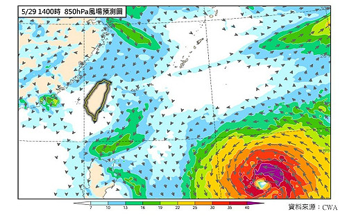 梅雨鋒面「牽制」颱風走向！薔蜜明轉中颱「擦邊而過」對台影響曝光 