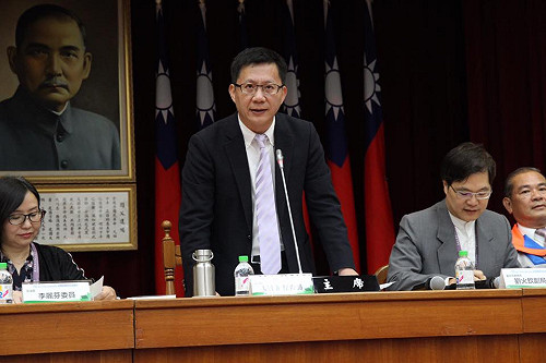 回應台灣競爭力社群民調 張廖萬堅：民調不應淪為政爭工具