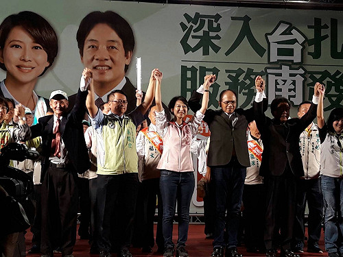 游錫堃、王幸男、安南區近二萬人力挺陳亭妃