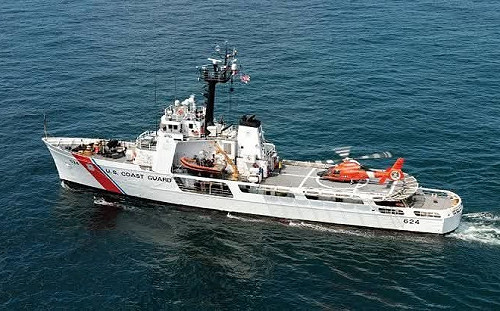 菲律賓二手軍備大有斬獲！日本擬給驅逐艦、教練機  美國轉讓巡邏艦
