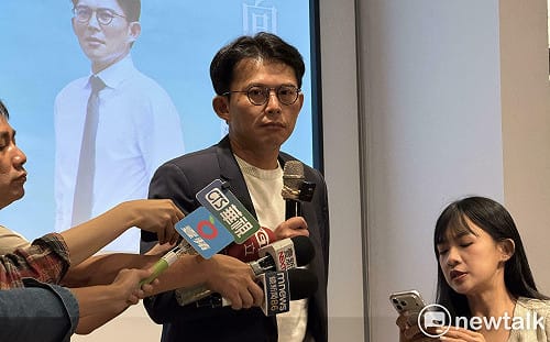 遭批踩戰友墊高自己　黃國昌：蔡英文等人曾致電勸撤離　我不當小綠　