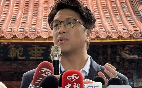 沈伯洋喊「小貓熊有夠無辜」：跟中國做可能有政治前提