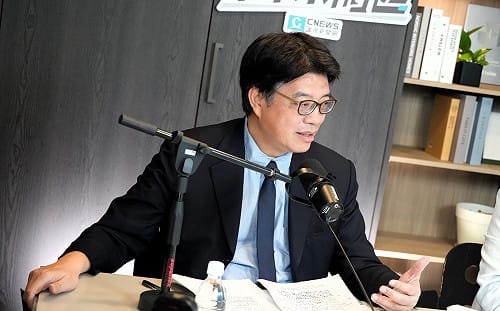  限制官員出席海峽論壇　邱垂正：從馬政府時期就有規範