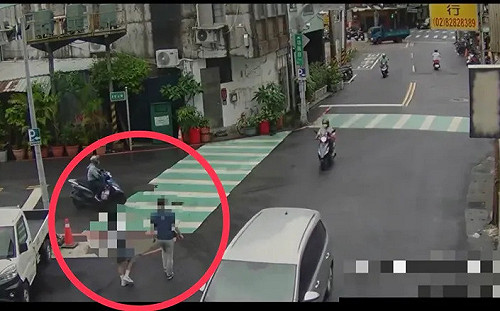 蘆洲狠父當街掌摑女兒！疑因翹課與男友約會 警介入調查